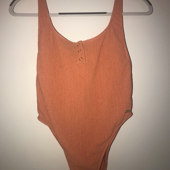 COPY - Roxy One Piece - Picture 2 of 4